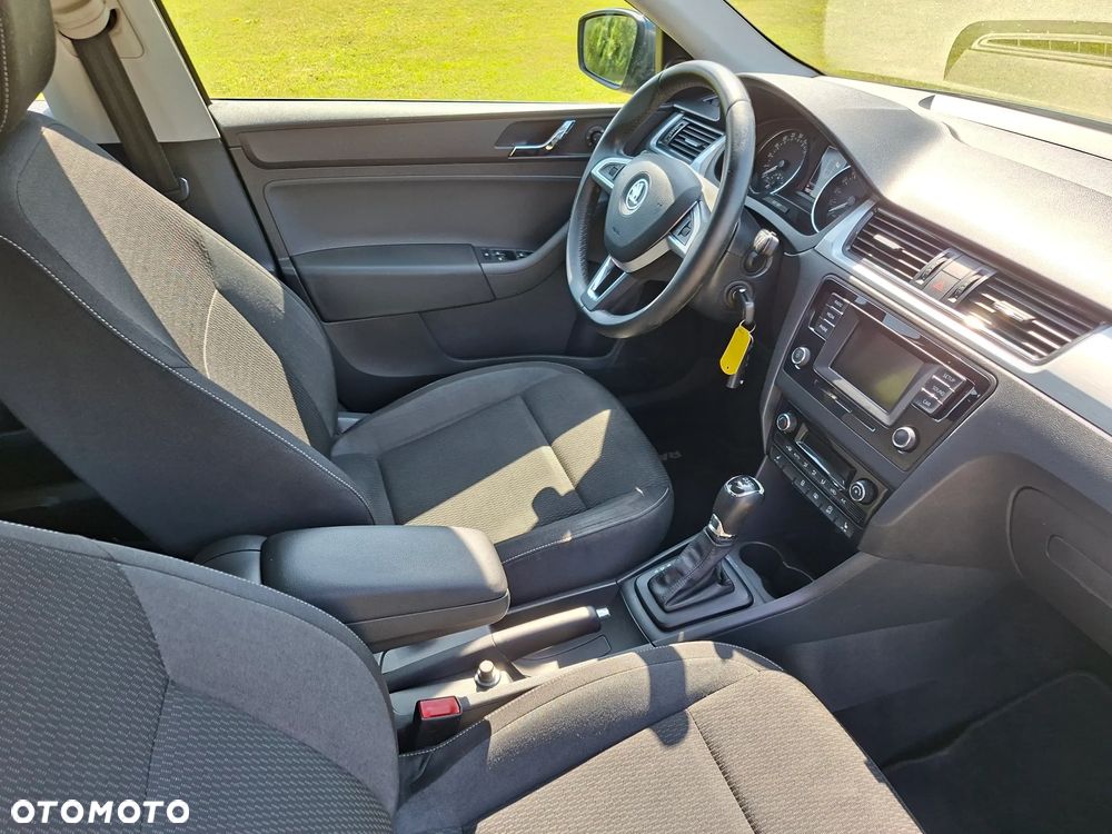 Skoda RAPID 1.4 TDI DSG Clever - 16