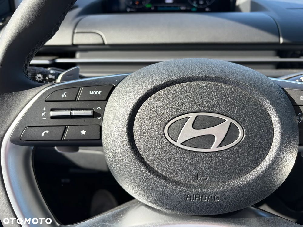 Hyundai Staria 1.6 T-GDI HEV Smart VIP - 16