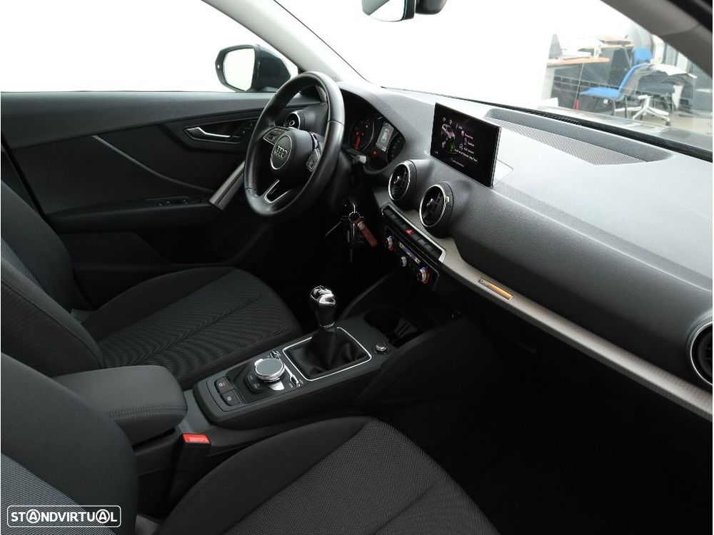 Audi Q2 30 TDI - 19
