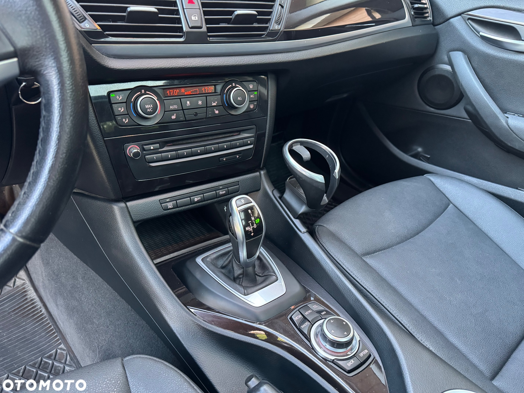 BMW X1 sDrive16d xLine - 16