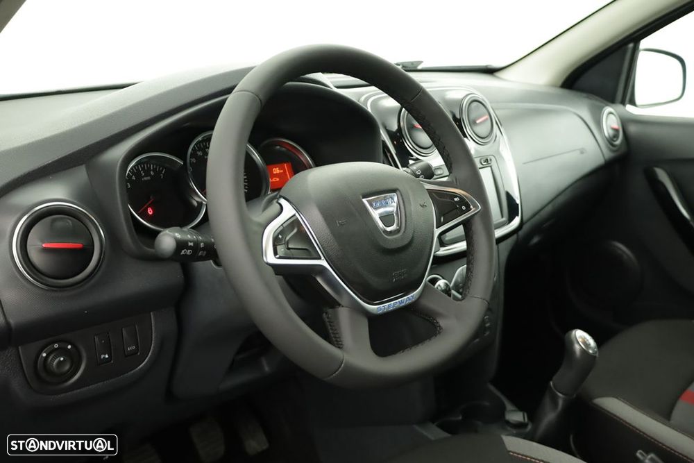 Dacia Sandero - 9