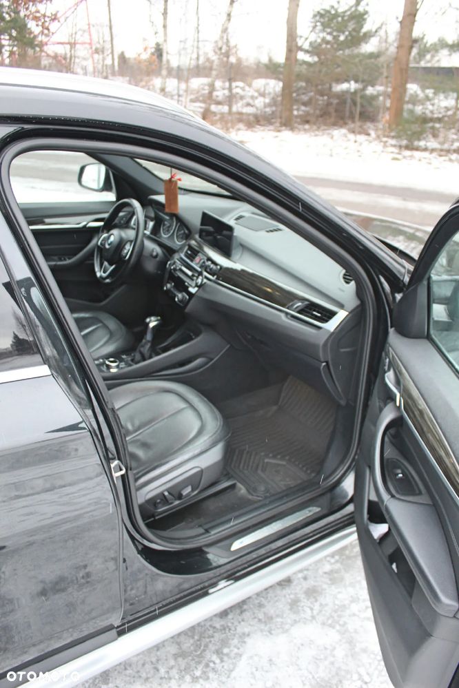 BMW X1 xDrive25i xLine - 13