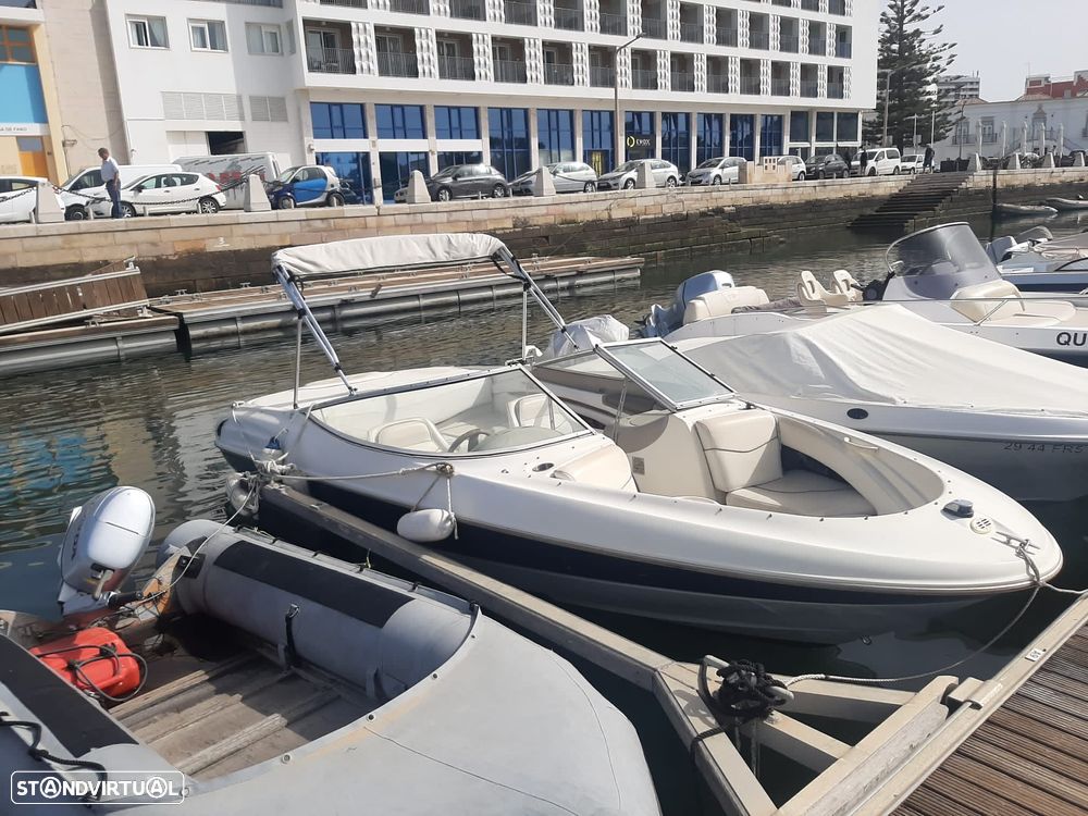 Bayliner Capri 2050 Bowrider - 3
