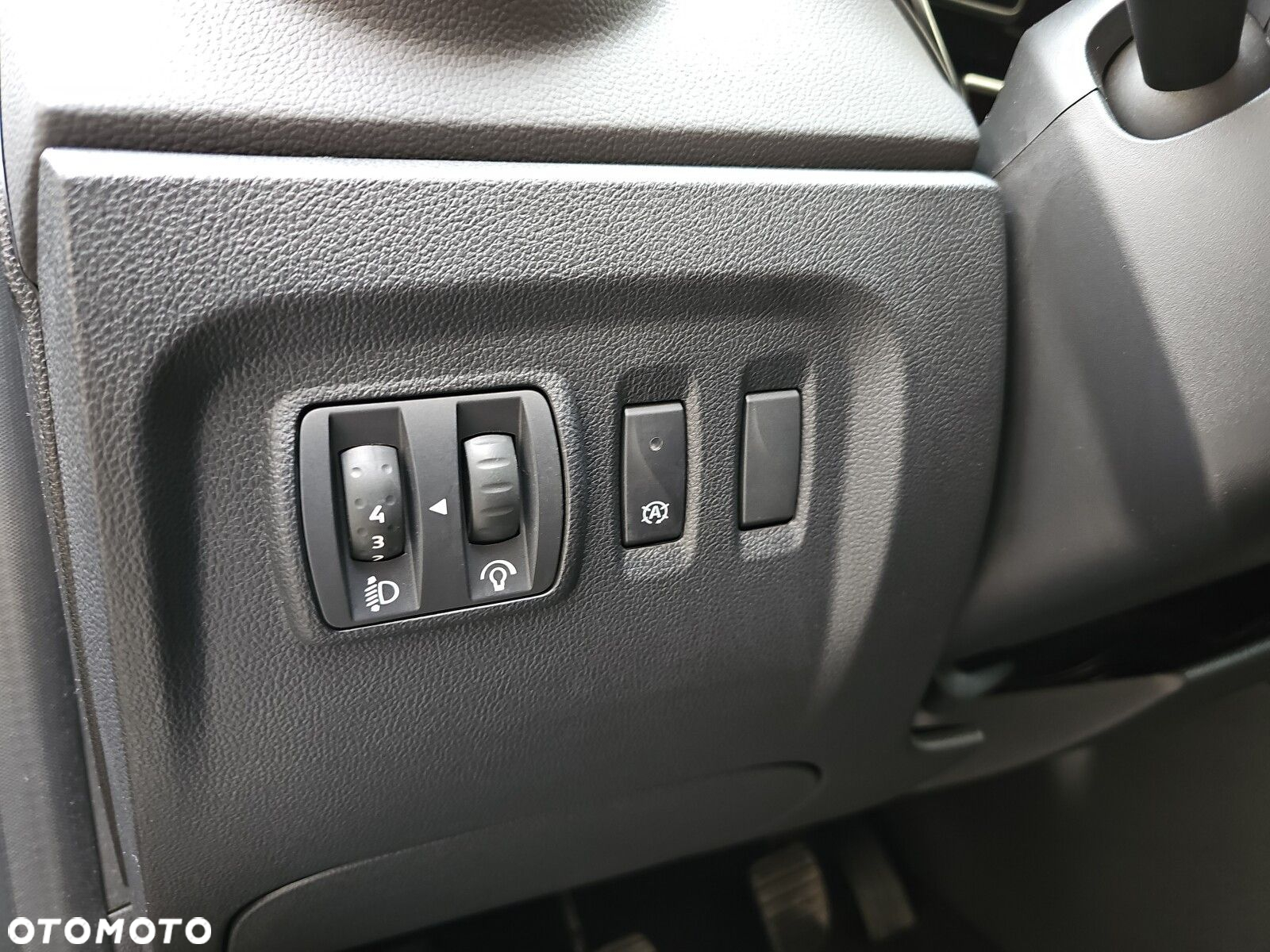 Renault Captur - 19