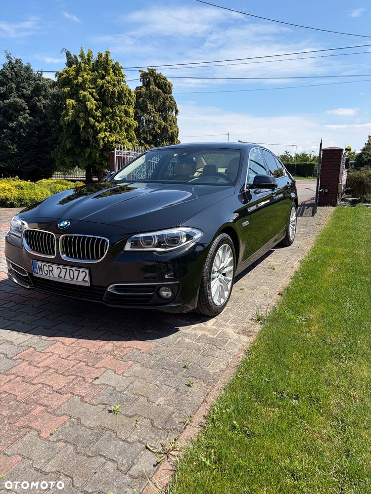 BMW Seria 5 520d Luxury Line - 2