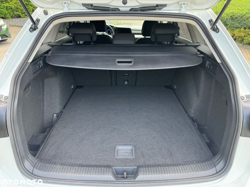 Volkswagen Golf 2.0 TDI Life - 14
