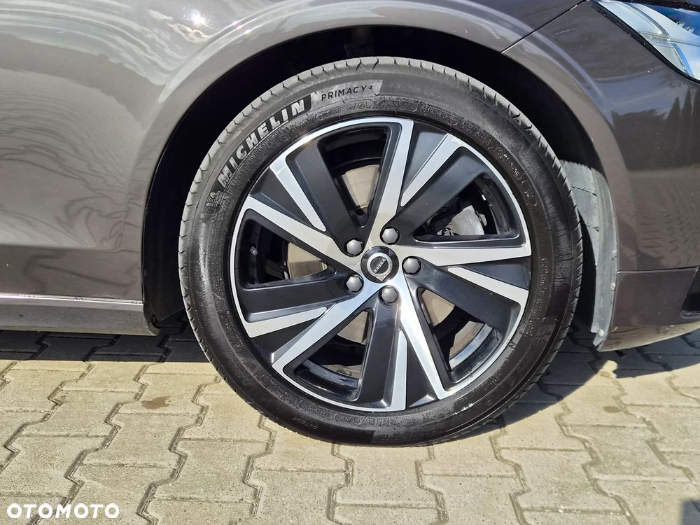 Volvo V90 B4 D Plus Dark - 29