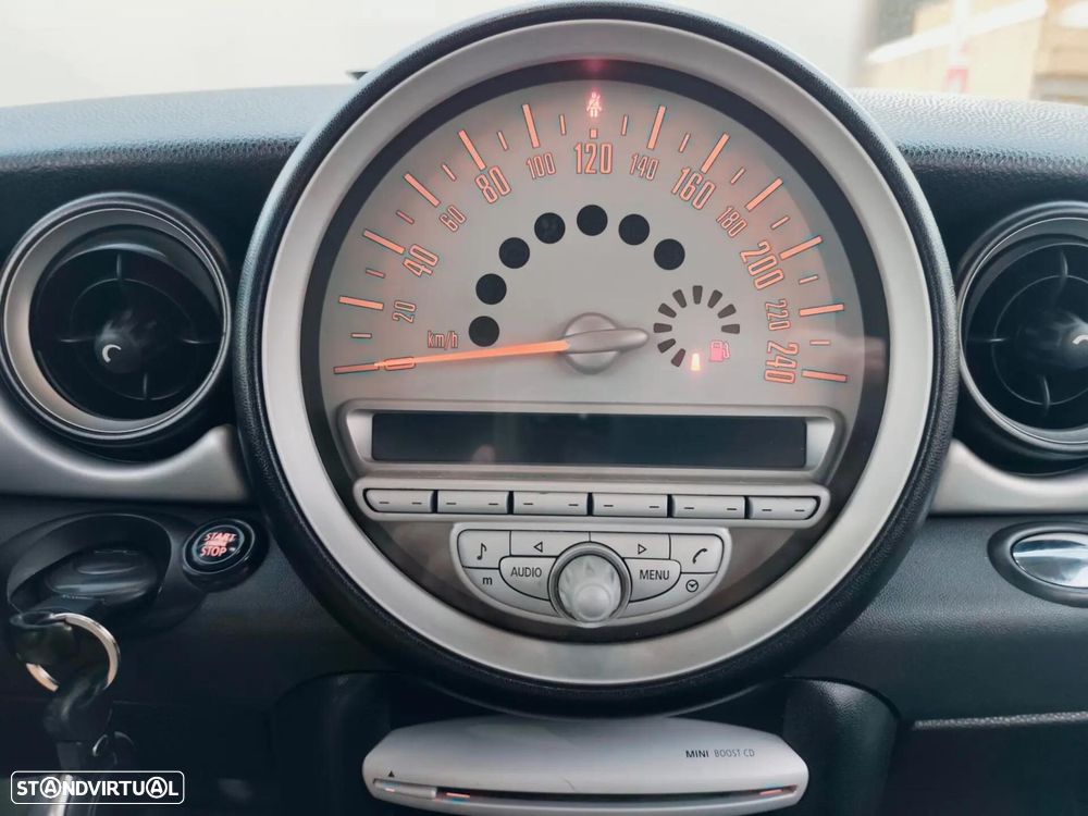 MINI Clubman Cooper D - 14