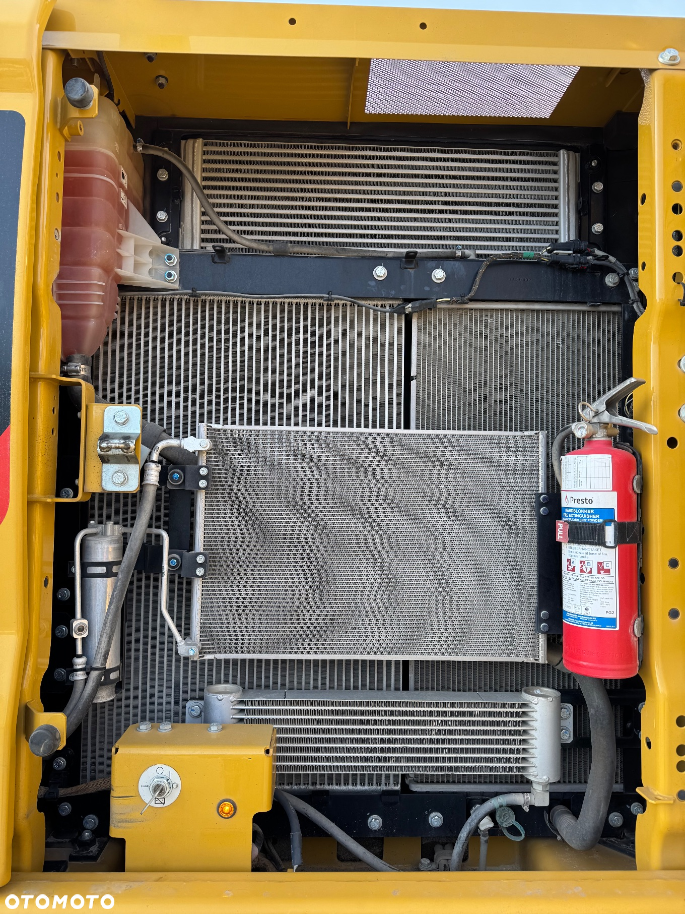 Caterpillar 320 - 17