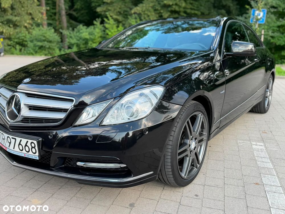 Mercedes-Benz Klasa E 250 CGI BlueEFFICIENCY Automatik Avantgarde - 4
