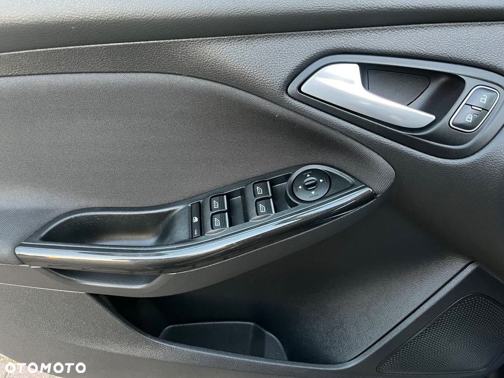 Ford Focus 1.0 EcoBoost Start-Stopp-System Business Edition - 24