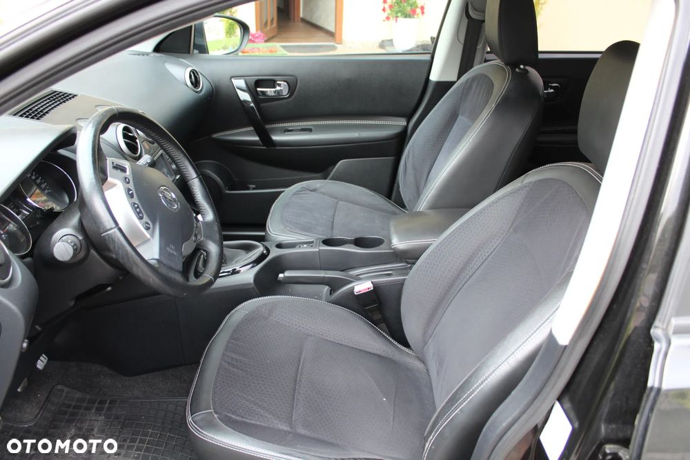 Nissan Qashqai 1.6 dCi 4 x 4 DPF Start/Stop tekna - 5