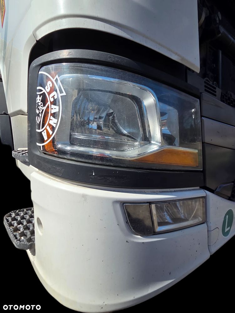 Scania S R  Zderzak kompletny NTG belka lampy ławka atrapa narożnik - 2