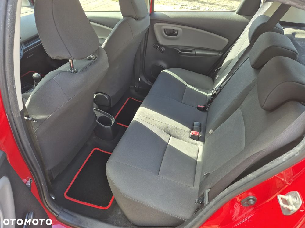 Toyota Yaris - 14