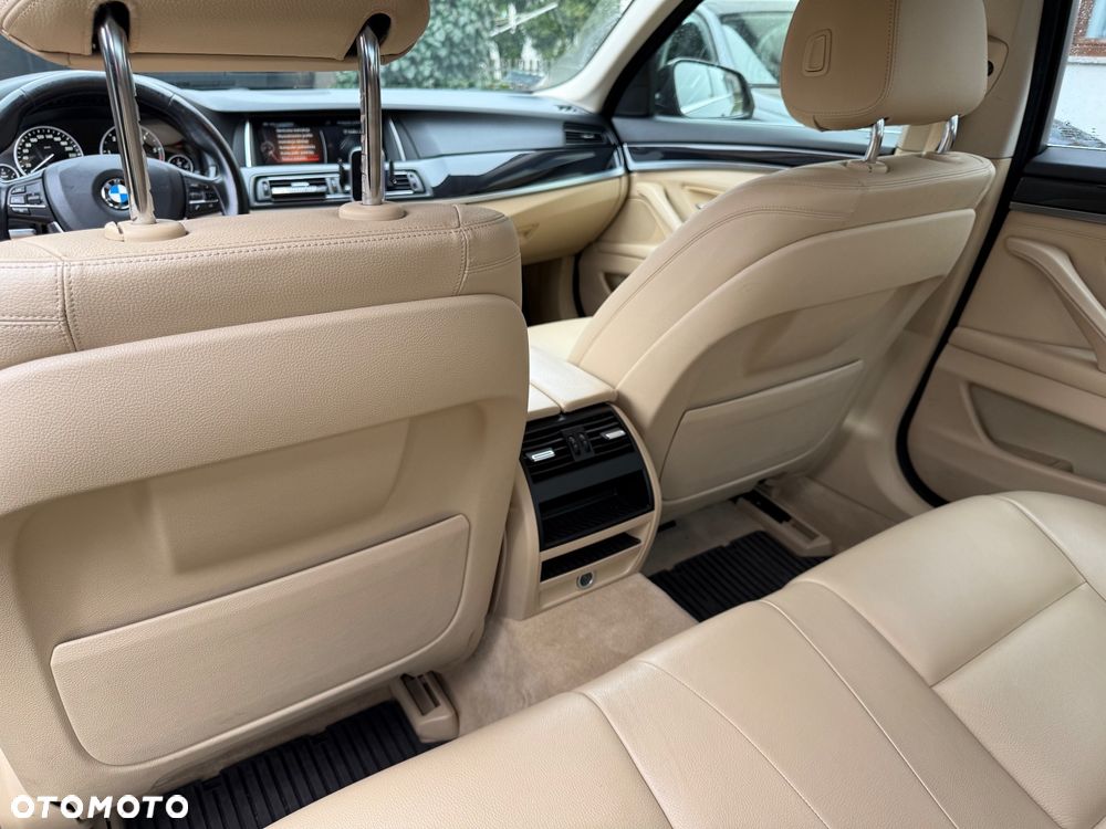 BMW Seria 5 520d - 19