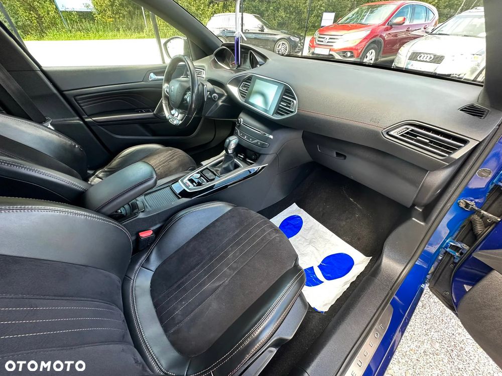 Peugeot 308 BlueHDi 180 EAT6 GT - 24