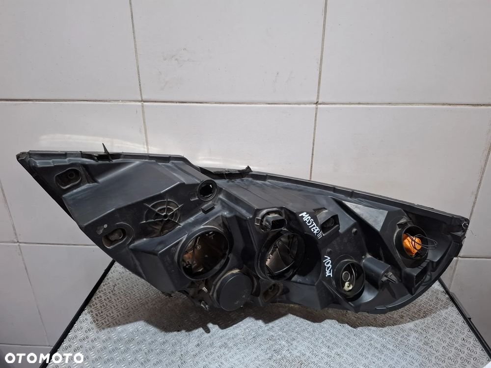 Lampa prawy przód Renault Master Opel Movano rok 2016 uszkodzona nr 260100049R - 7