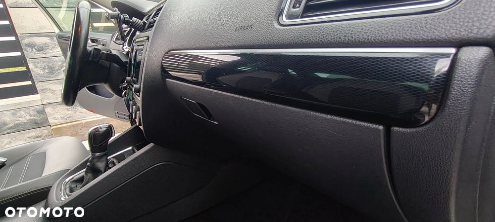 Volkswagen Jetta 1.4 TSI BMT Highline DSG - 23