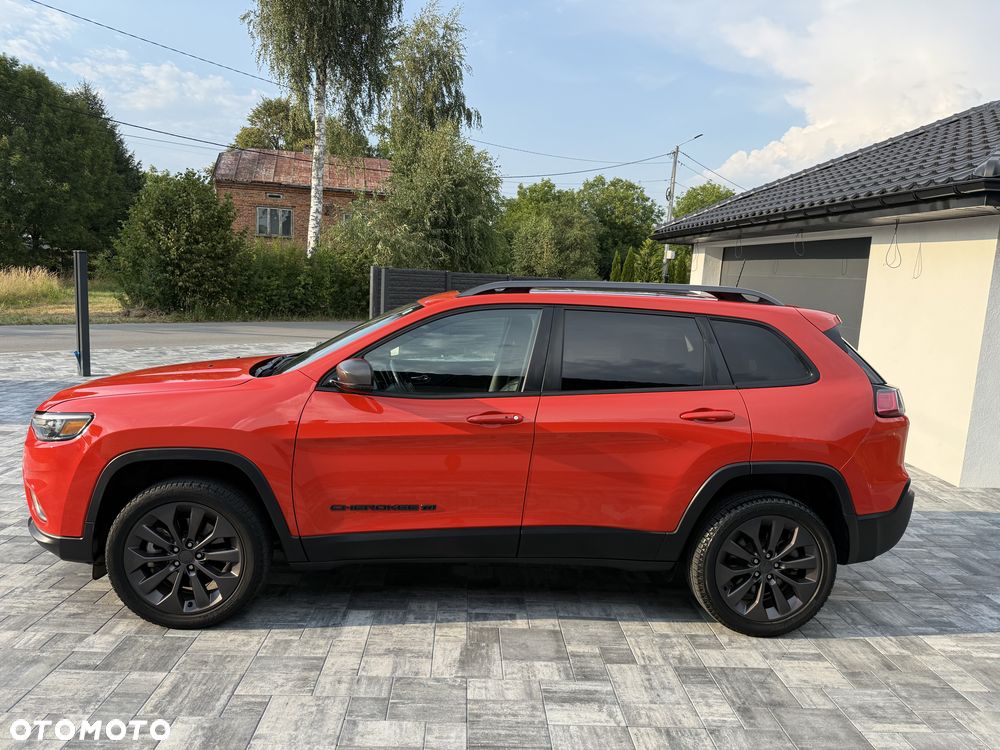 Jeep Cherokee - 6