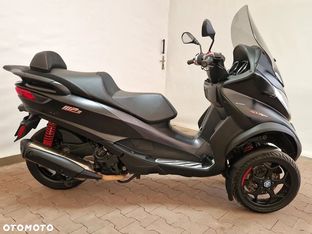 Piaggio MP-3 - 4