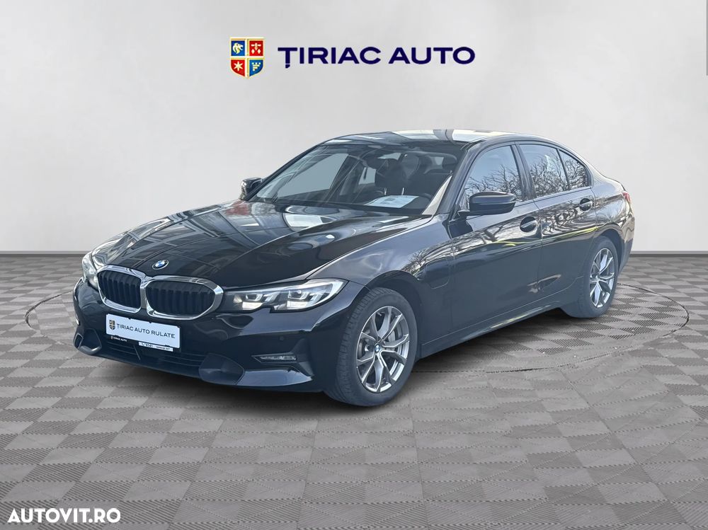 BMW Seria 3 330e Aut. Sport Line - 1
