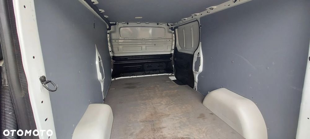 Opel VIVARO - 23