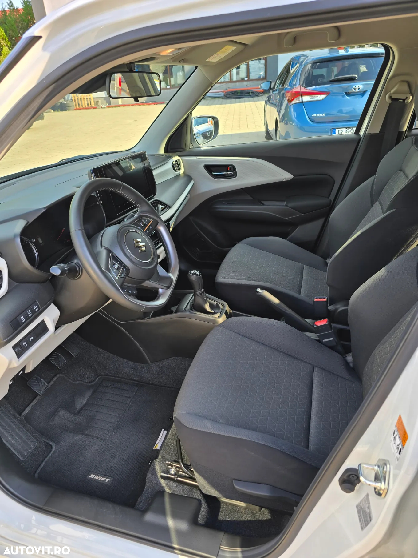 Suzuki Swift 1.2 Dualjet 12V MHEV Passion - 10