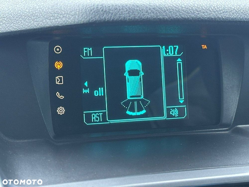 Ford Tourneo Connect - 13