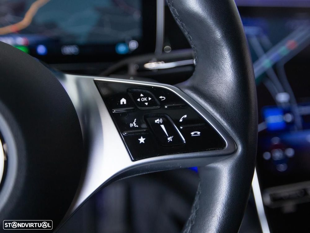 Mercedes-Benz EQE 350 Electric Art - 27