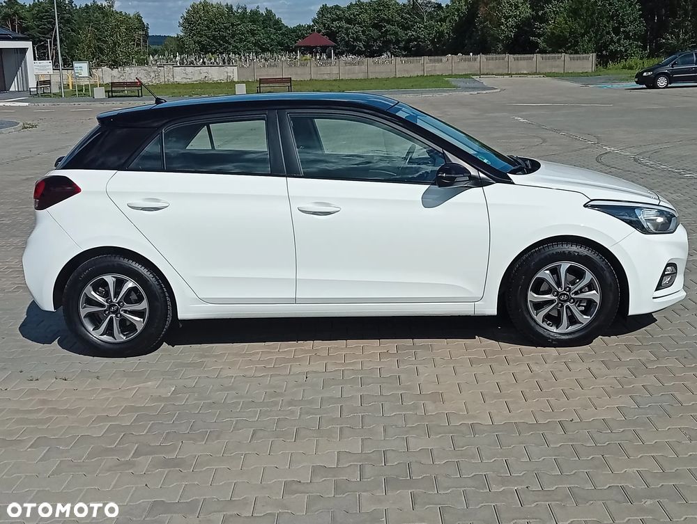 Hyundai i20 1.2 Passion - 19