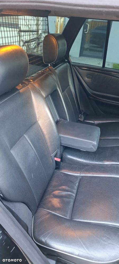 Mercedes-Benz Klasa E - 6