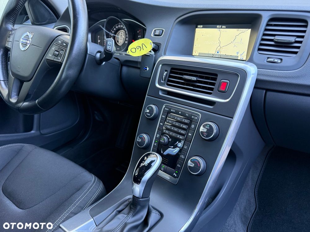 Volvo V60 D2 Drive-E Momentum - 21