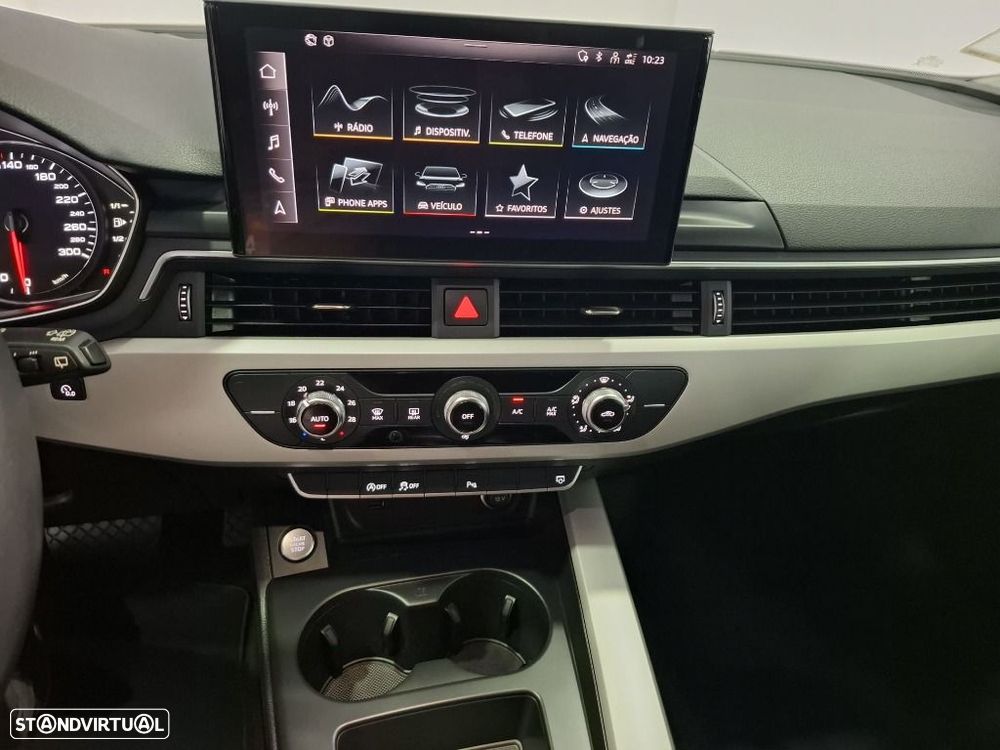 Audi A4 Avant 30 TDI S tronic - 20