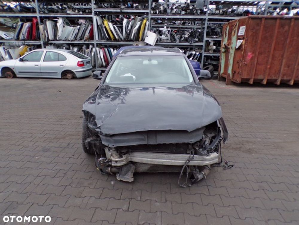 Części - Audi A4 B8 2.0 TDI 143 KM KOMBI 08R - 2
