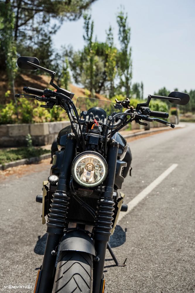 Yamaha XSR 700 - 10