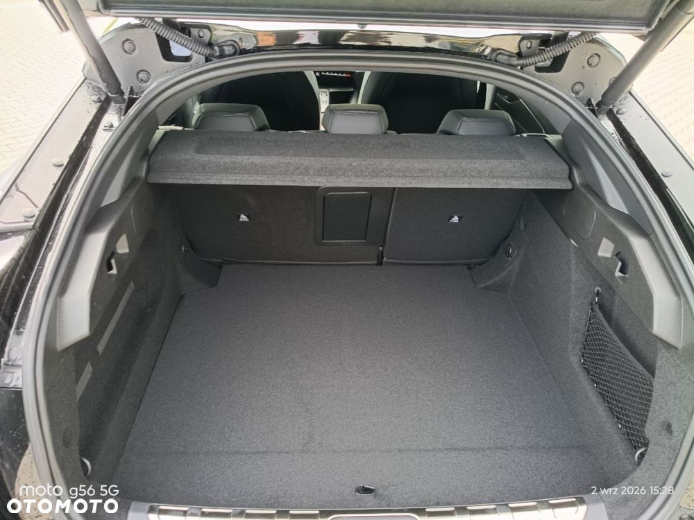 Peugeot 408 - 9