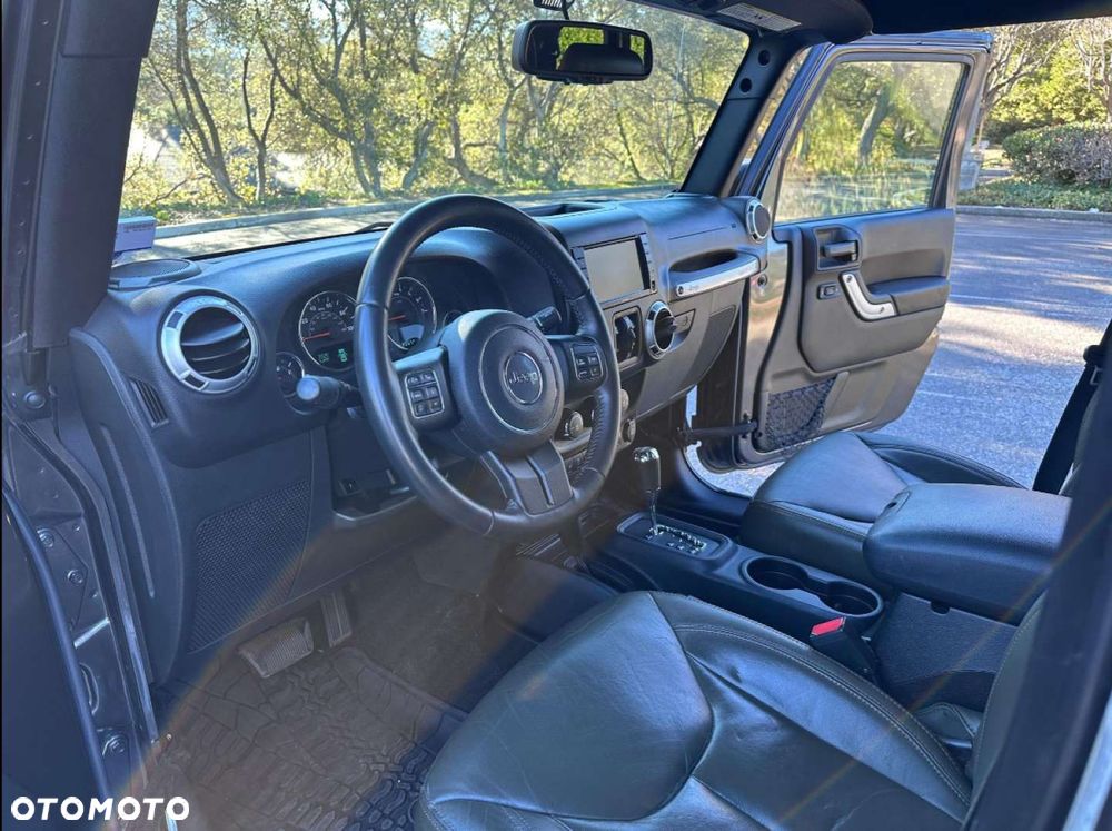 Jeep Wrangler - 20
