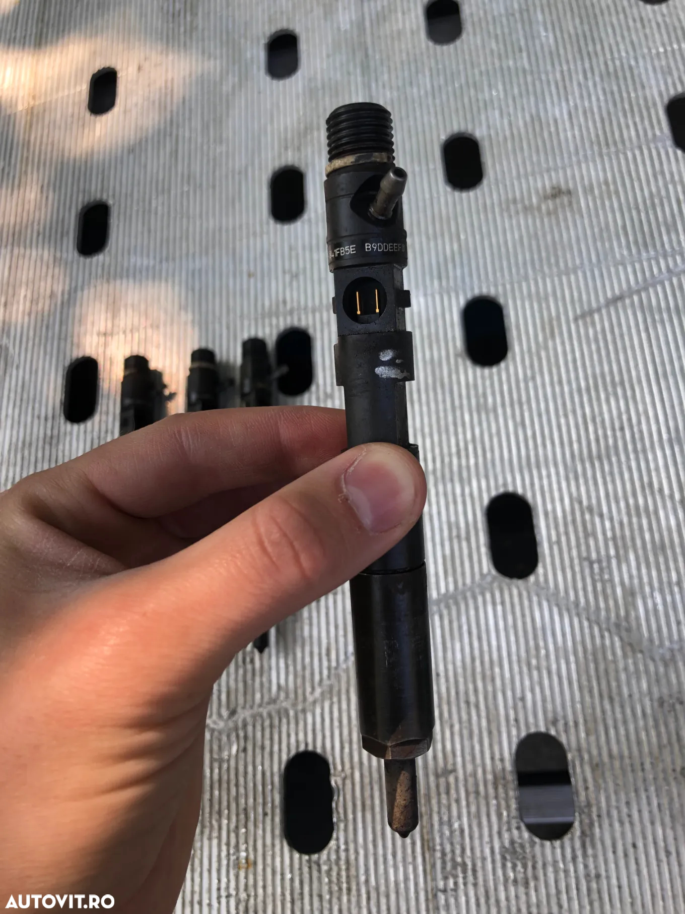 Injector/injectoare Dacia Logan 1,5 DCI EURO 3 set - 15