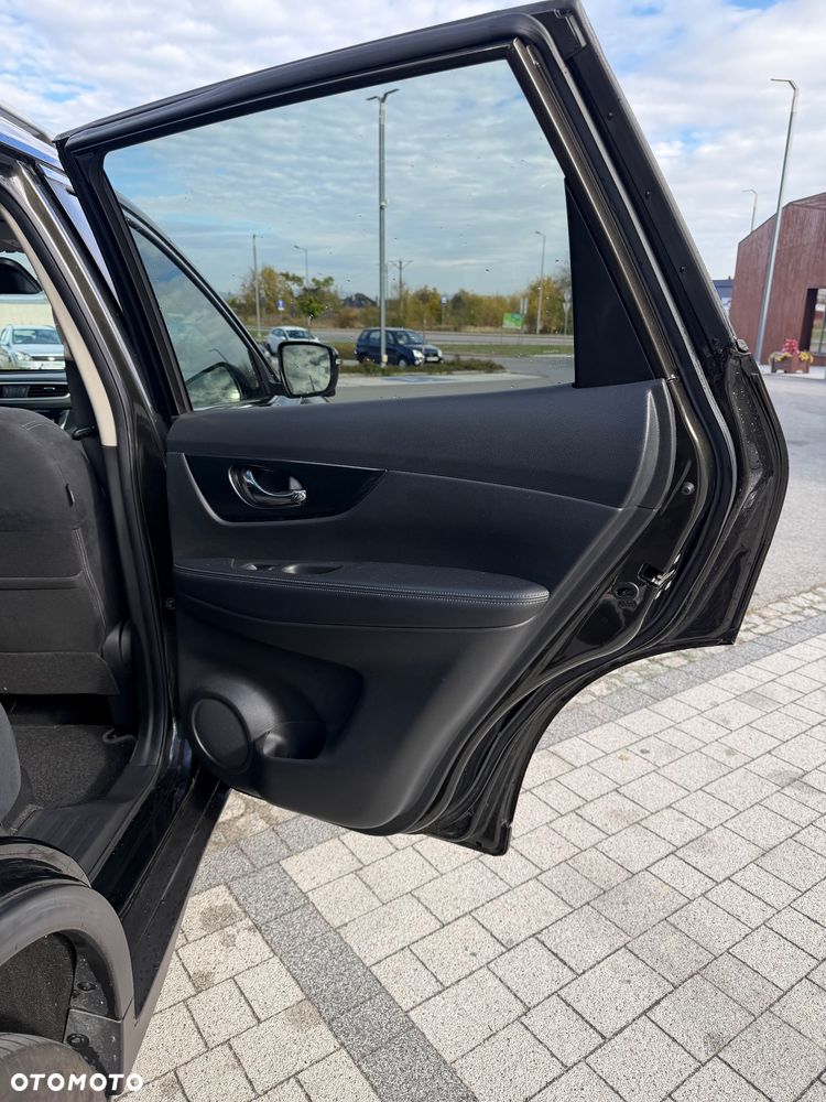 Nissan X-Trail - 23