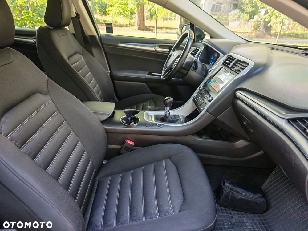 Ford Mondeo 1.5 EcoBoost Trend - 13