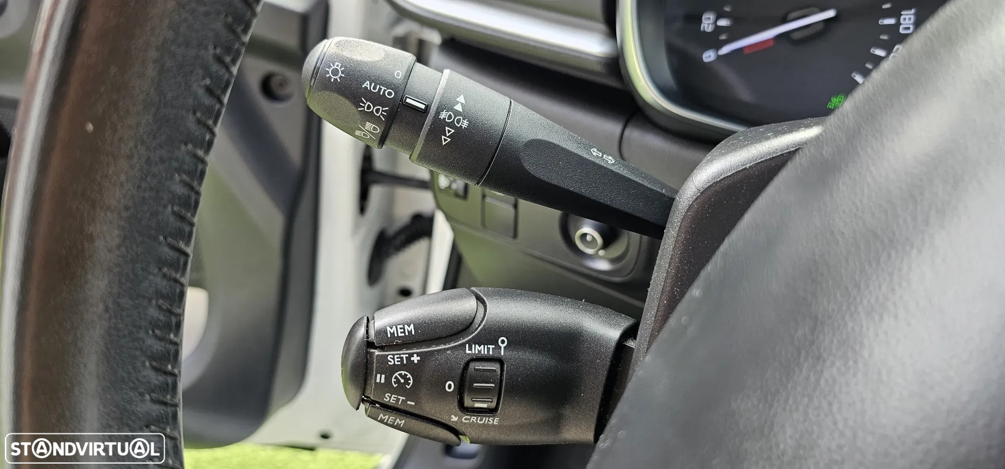 Citroën C3 1.5 BlueHDi Shine - 13