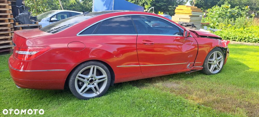 Mercedes-Benz Klasa E 350 BlueEffICIENCY - 4
