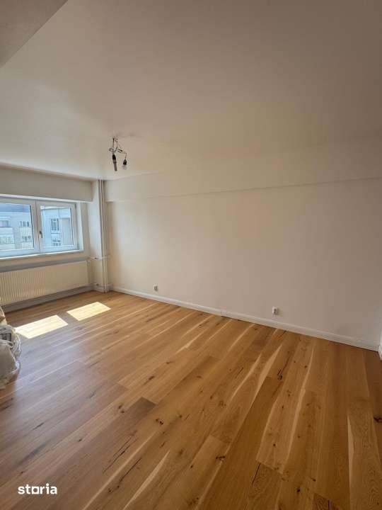 Apartament 3 camere, 76.50 mp, zona Centrala — fotografia 1