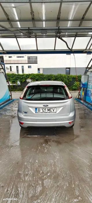 Ford Focus - 6