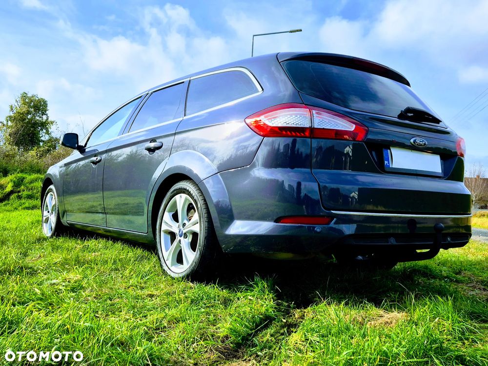 Ford Mondeo 2.0 TDCi Platinium X Plus (Titanium) - 4