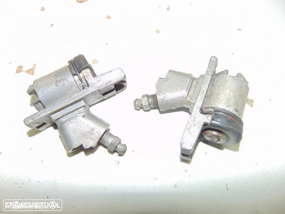 FORD anglia , escort ou cortina bombites - 5