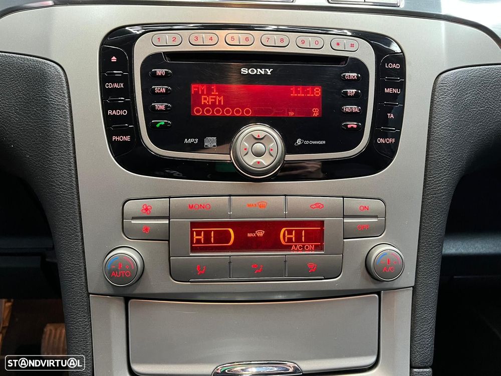 Ford S-Max 1.8 TDCi Titanium 7L - 19