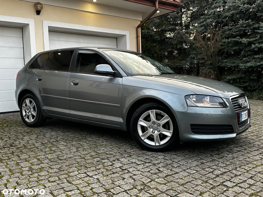 Audi A3 Sportback 1.8 TFSI Attraction - 12