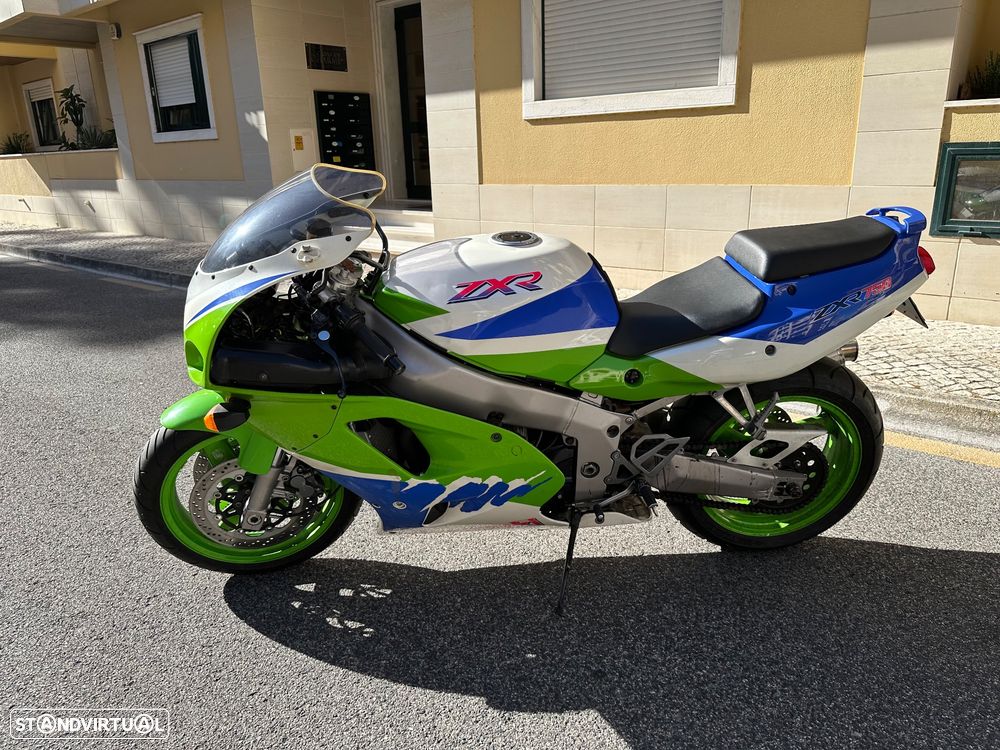 Kawasaki ZXR - 4