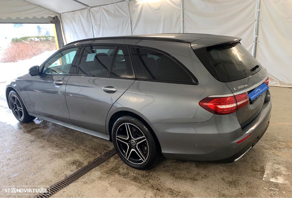 Mercedes-Benz E 300 de 4Matic 9G-TRONIC AMG Line - 2